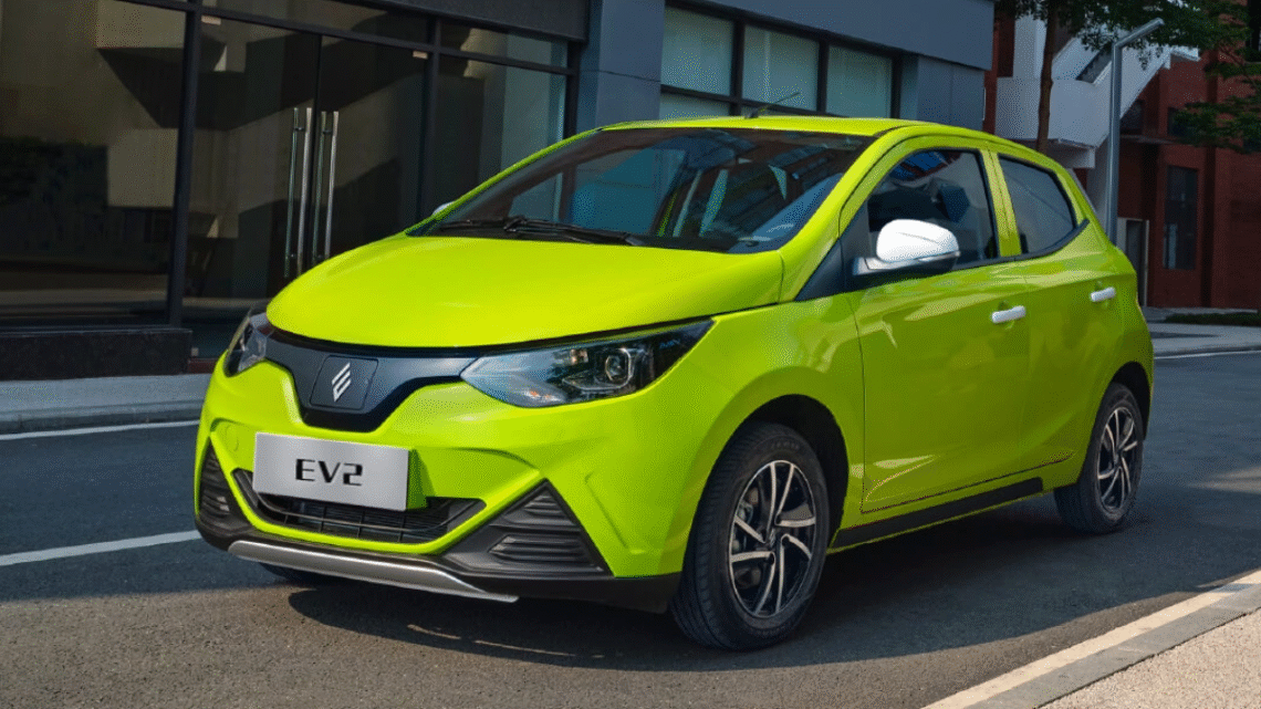JMEV EV2 chega ao Brasil como carro elétrico mais barato do mercado
