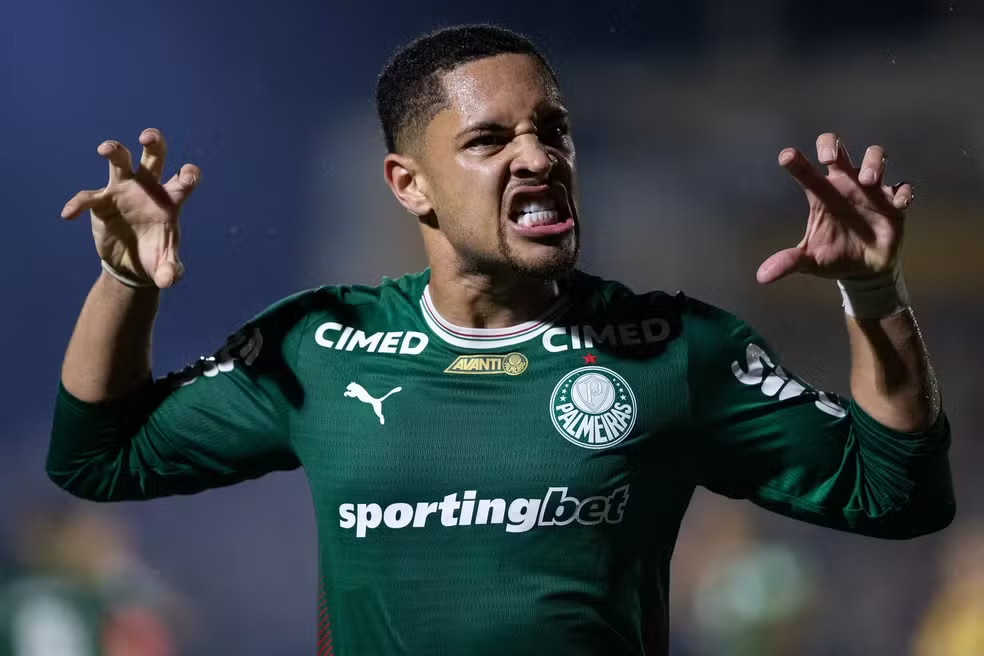 Conheça os promissores do Brasileirão 2026 em ranking do CIES. Vitor Roque lidera a lista de joias sub-23.