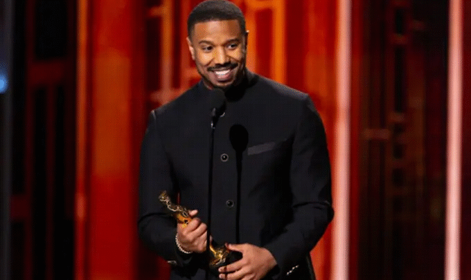 Astro de Hollywood surpreende público com trailer inédito em Las Vegas