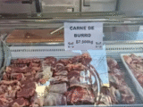 Argentinos consomem carne de burro para enfrentar crise econômica - Foto: Telefe