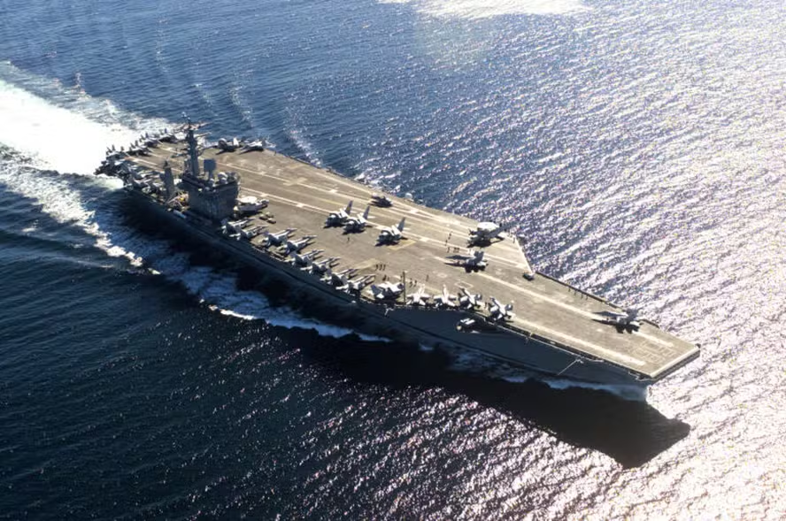 Porta-aviões nuclear USS Nimitz chega ao Rio nesta terça (21) para exercícios da Operação Southern Seas 2026. Confira.