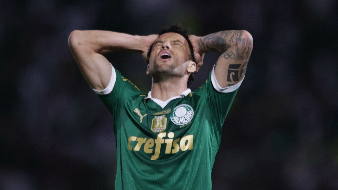 Felipe Anderson: a decepção milionária do Palmeiras que pode ir pro maior rival
