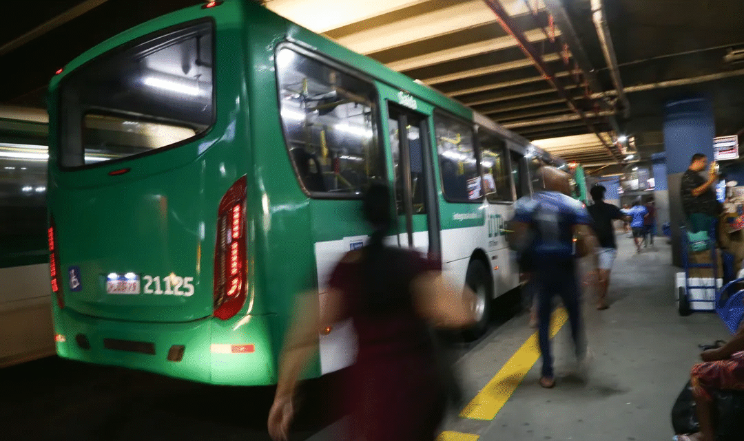 Transporte público pode ter aumento após nova jornada de trabalho