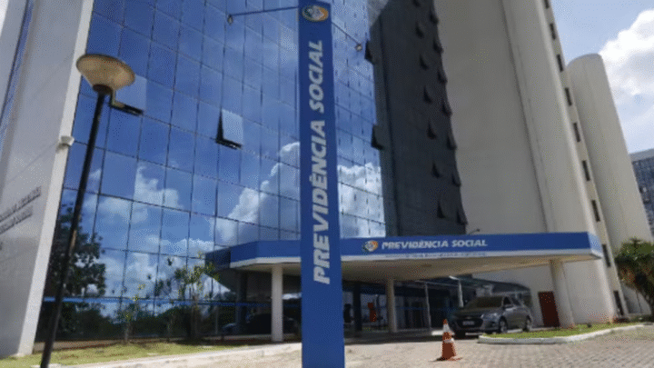 Governo amplia prazo do benefício do INSS sem perícia presencial