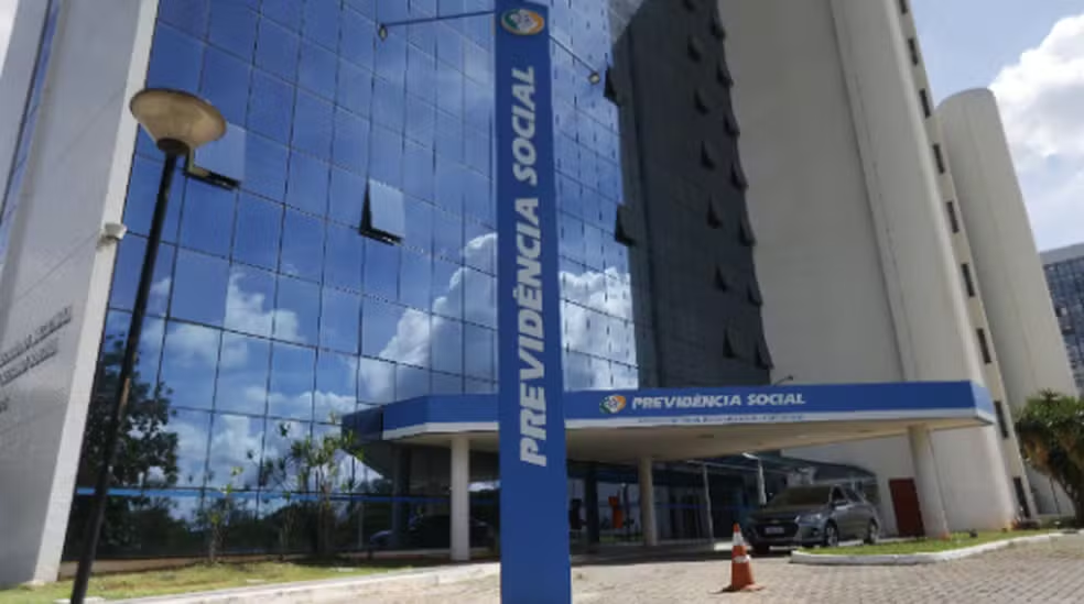 Governo amplia prazo do benefício do INSS sem perícia presencial