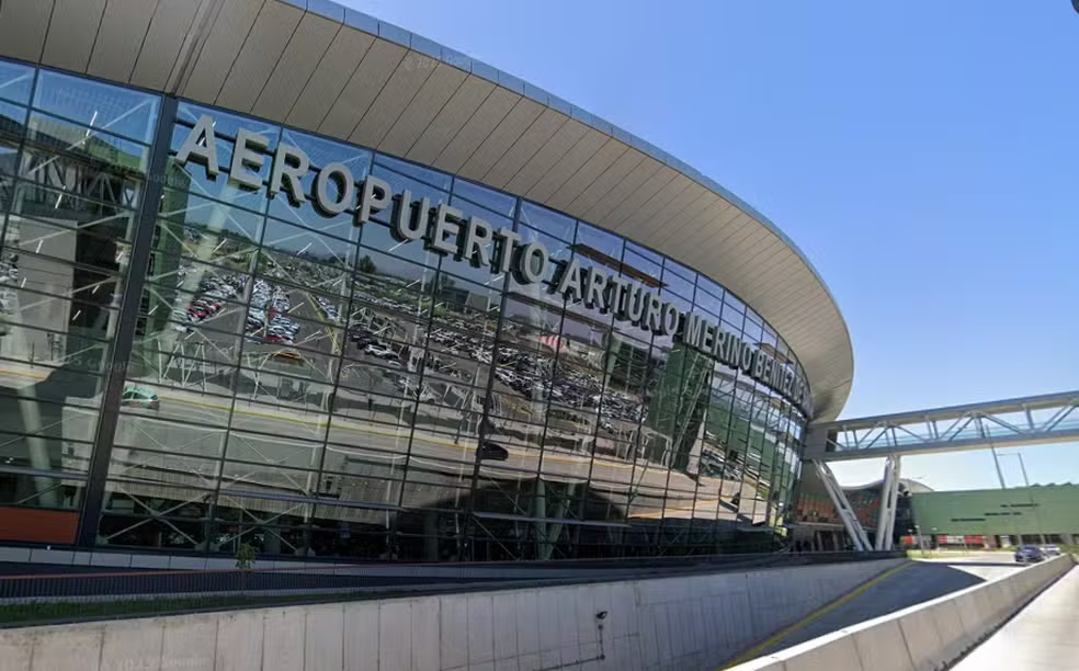 Avião que viria ao Brasil colide com outra aeronave no aeroporto de Santiago