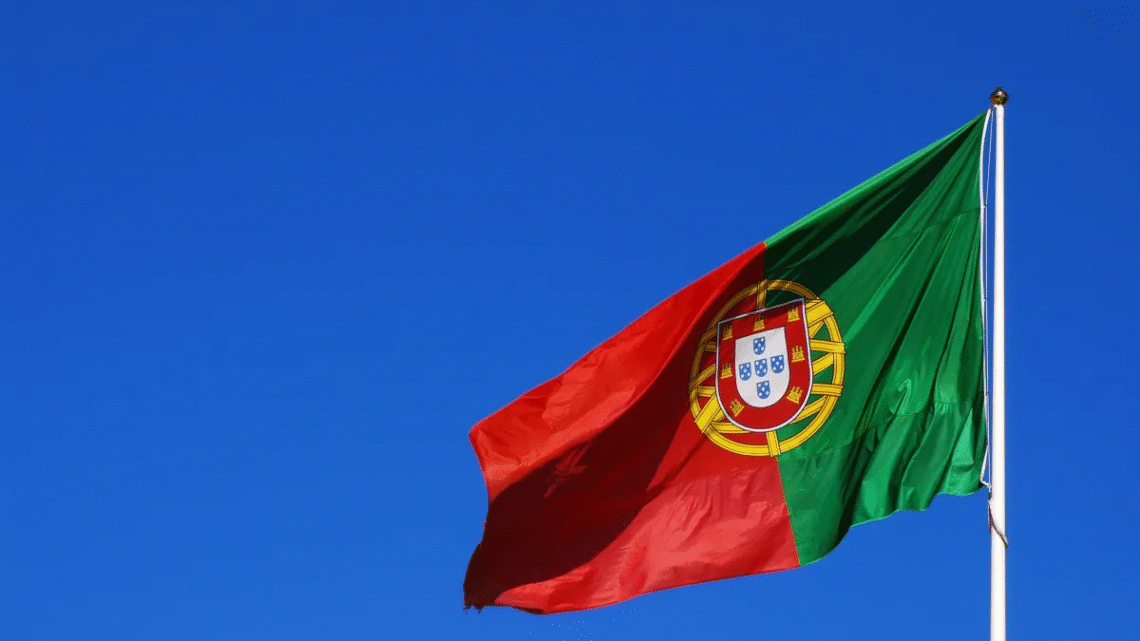 Aumento de voos para Portugal: ponte aérea transatlântica ignora crise dos custos