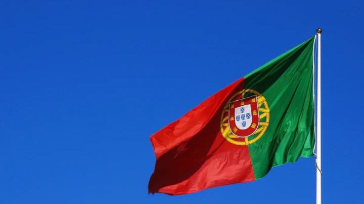 Aumento de voos para Portugal: ponte aérea transatlântica ignora crise dos custos