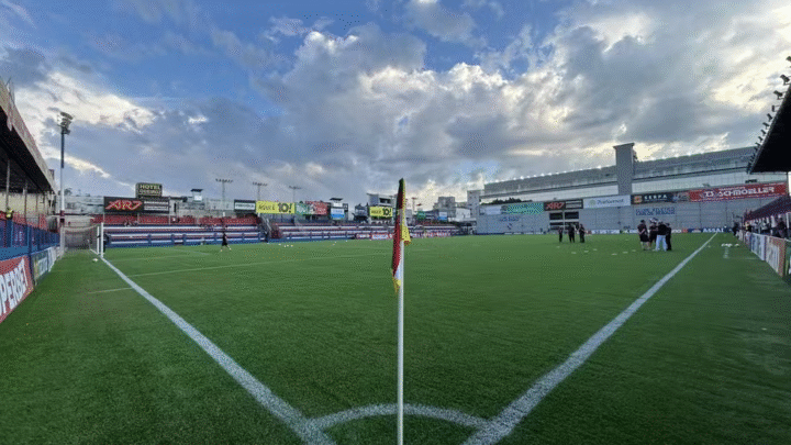 Brusque x Confiança: onde assistir ao vivo, horário e escalações