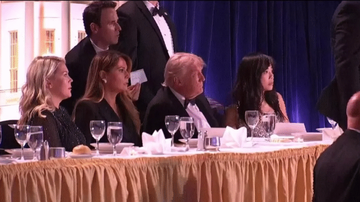 Tiros interrompem jantar com Donald Trump, presidente dos EUA