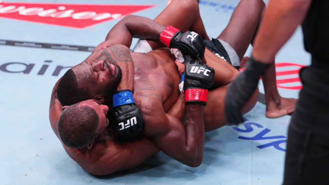 Raoni Barcelos vence Montel Jackson e vive ótima fase no UFC
