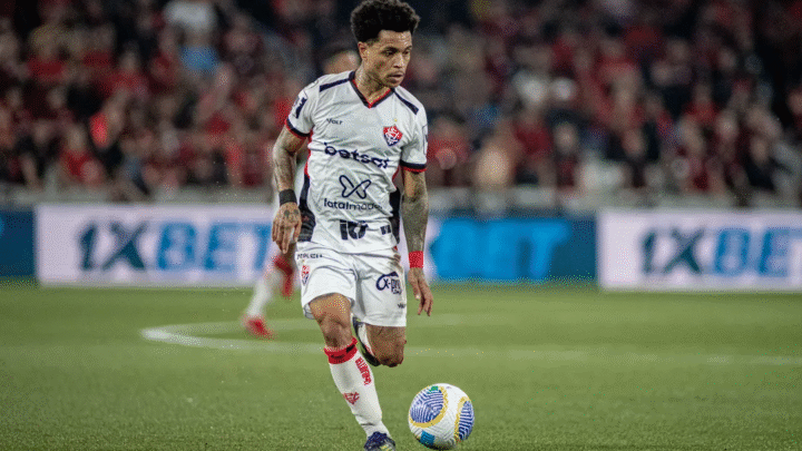 Athletico-PR x Vitória: onde assistir e tudo sobre o jogo pelo Brasileirão