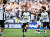 Corinthians bate Vasco com um a menos e volta a vencer no Brasileirão - Foto: Jhony Inacio / Meu Timão