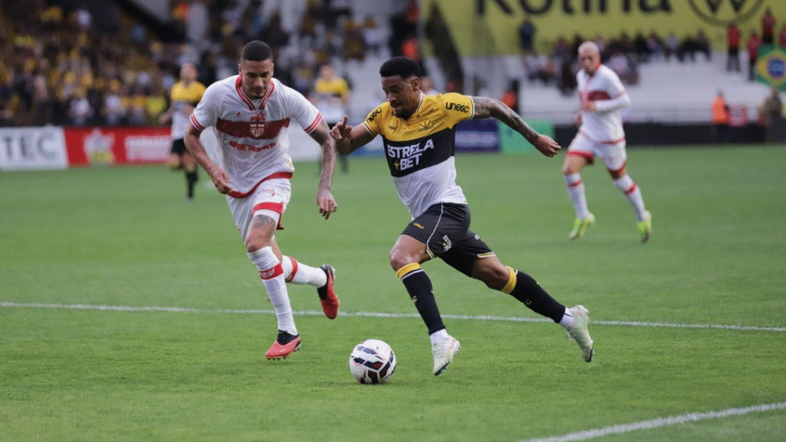 Criciúma x CRB: onde assistir ao vivo e as escalações da Série B