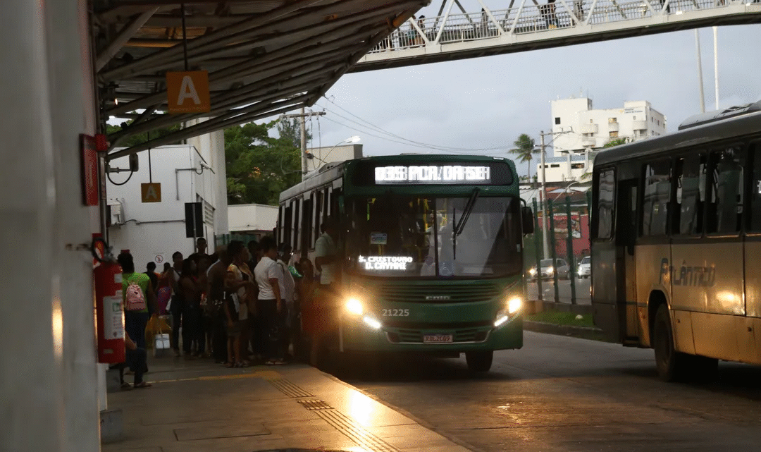 Prefeitura abre licitação para compra de novos ônibus em Salvador
