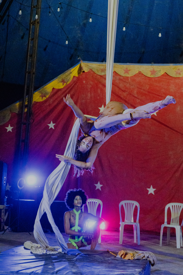 Dance no Circo: evento gratuito no Circo Picolino traz oficinas e shows nos dias 29 e 30 de abril em Salvador. Confira os detalhes.