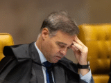 Ministro André Mendonça em sessão plenária no STF — Foto: Brenno Carvalho / Agência O Globo