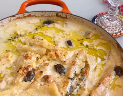 Michelle Bolsonaro compartilha almoço de Páscoa sem mostrar o ex-presidente neste domingo (05). Confira os detalhes.