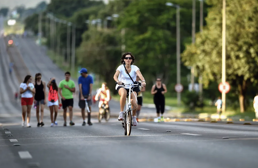 Dia do Trabalhador: veja o que abre e fecha no DF