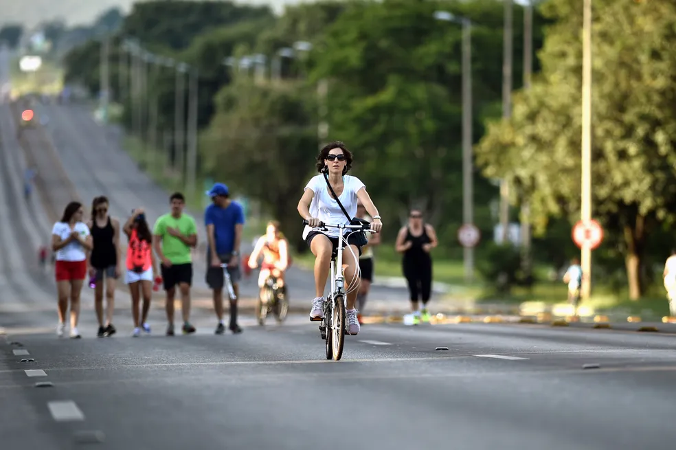 Dia do Trabalhador: confira os detalhes do funcionamento de ônibus, metrô, bancos e lazer em Brasília nesta sexta (1º).