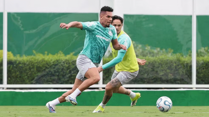Escalação do Palmeiras: Paulinho é relacionado para o clássico