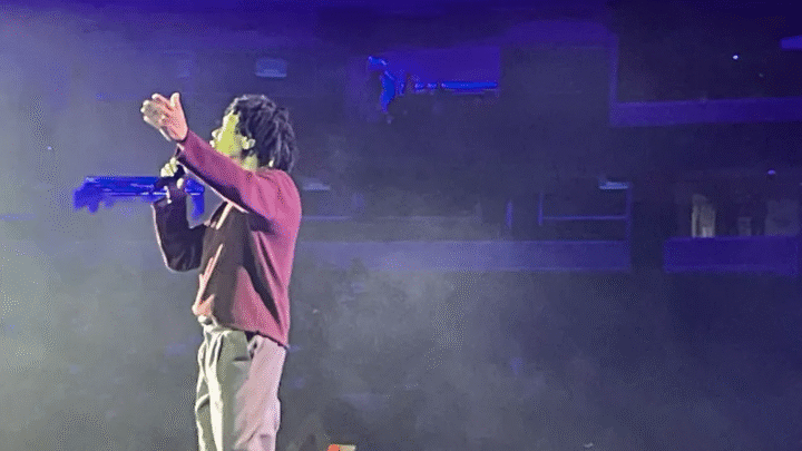 Show de Djavan em Salvador: o que esperar da turnê de 50 anos de carreira