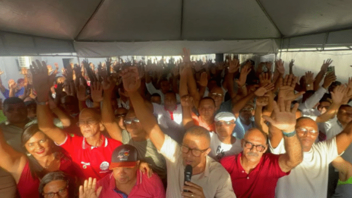 Greve de ônibus em Salvador: rodoviários aprovam estado de greve nesta quinta