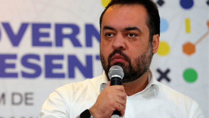 PF afirma que Cláudio Castro favoreceu atividades ilegais de refinaria