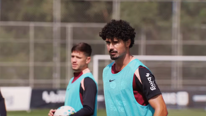 Novo Corinthians de Diniz terá mudanças no setor defensivo carioca