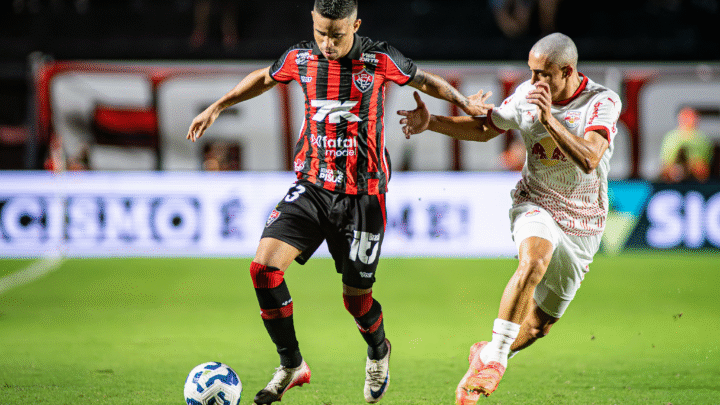 Veja onde assistir à partida Bragantino x Vitória ao vivo