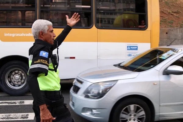 Transalvador modifica o trânsito em diversos bairros para eventos no final de semana