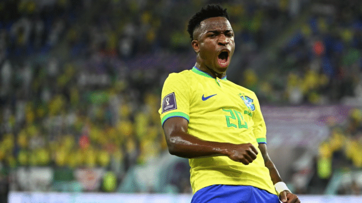Atacante Vini Jr celebra convocação para a disputa de sua segunda Copa do Mundo