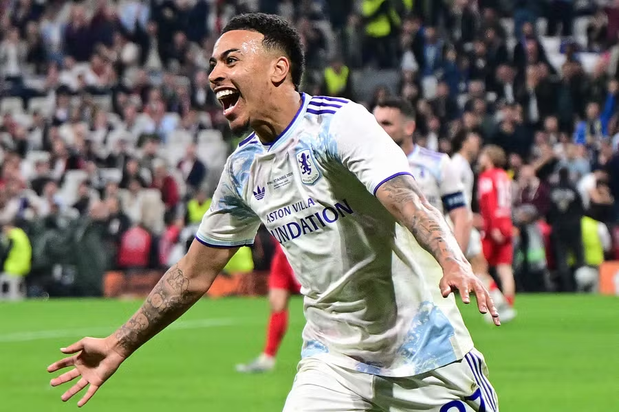 Aston Villa vence Freiburg por 3 a 0 e conquista a Europa League de forma inédita