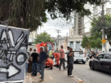 Universitários são feridos com