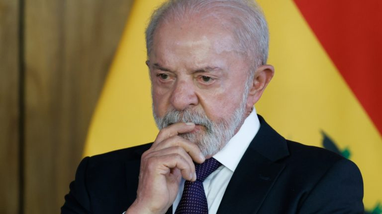 Presidente afirma que a Operação Lava Jato foi a maior mentira do século no Brasil