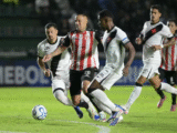 Vasco x Barracas Central se enfrentam na Sul-Americana — Foto: Juan Mabromata/AFP