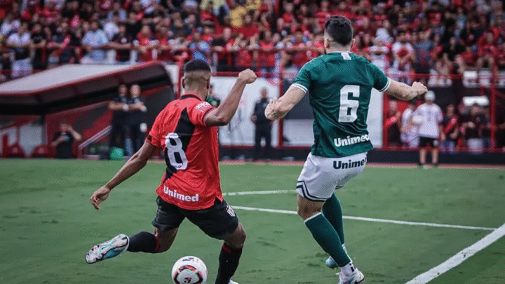 Saiba onde assistir o clássico Atlético-GO x Goiás ao vivo