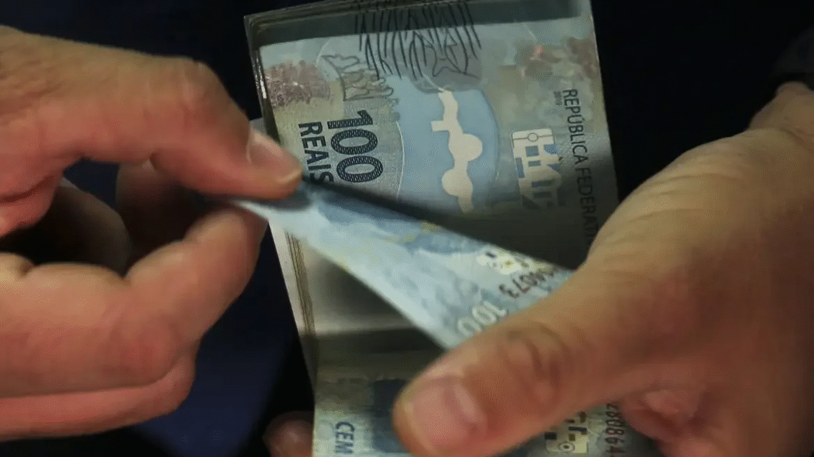 Governo Federal divulga datas de liberação do abono salarial para novos lotes de beneficiários