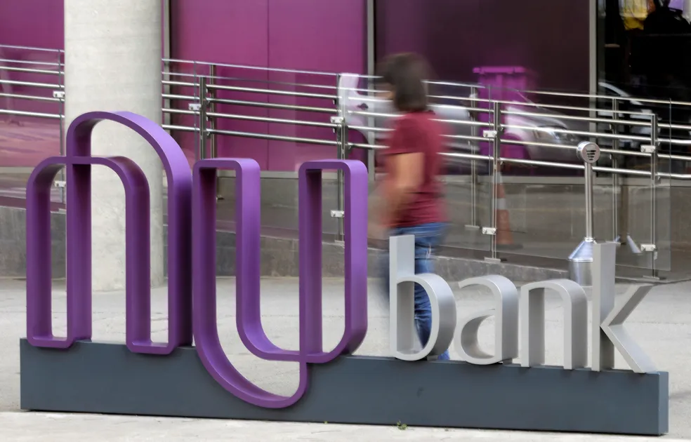 Nubank envia e-mail por engano sobre falsa liquidação extrajudicial nesta sexta-feira (12)