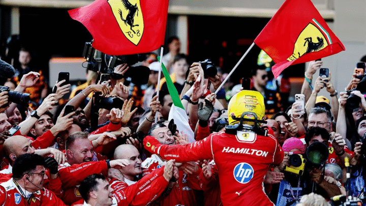 Estratégia da Ferrari funciona e Hamilton vence o GP de Barcelona