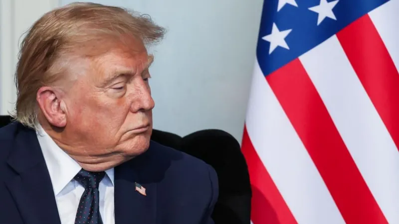 Donald Trump anuncia assinatura de acordo histórico para encerrar a guerra com o Irã Donald Trump anuncia assinatura de acordo histórico para encerrar a guerra com o Irã