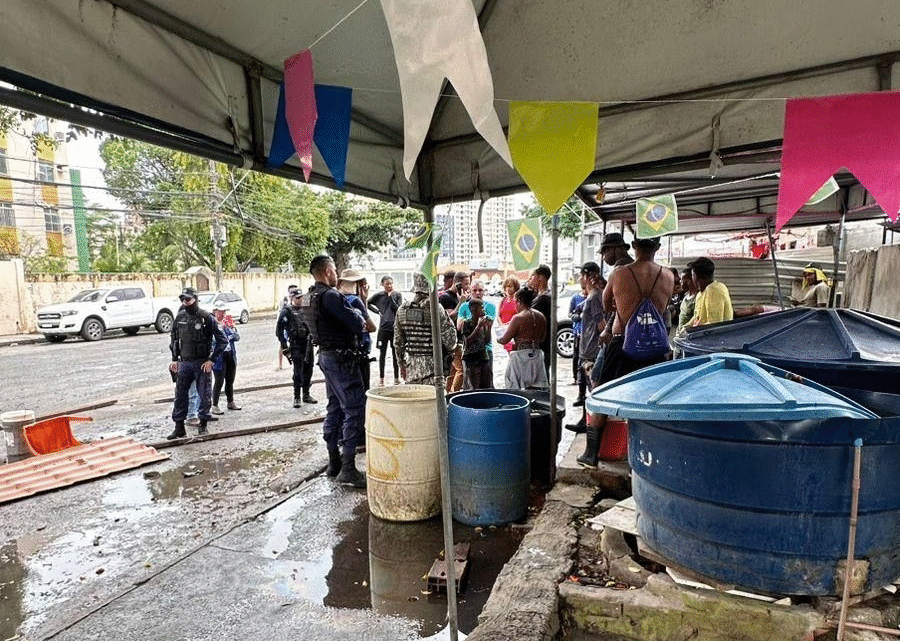Estruturas dos lava jatos do Stiep são demolidas e trabalhadores denunciam descumprimento do acordo