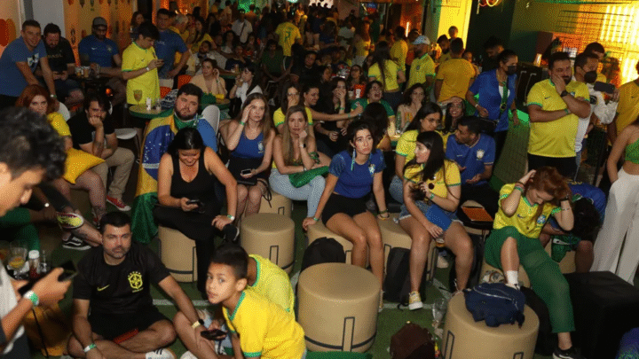 Explosão digital: jogo do Brasil na Copa quadruplica o tráfego de dados na internet