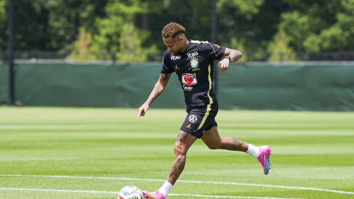 Neymar está fora do jogo contra o Haiti, mas faz treino intenso em Nova Jersey; veja fotos