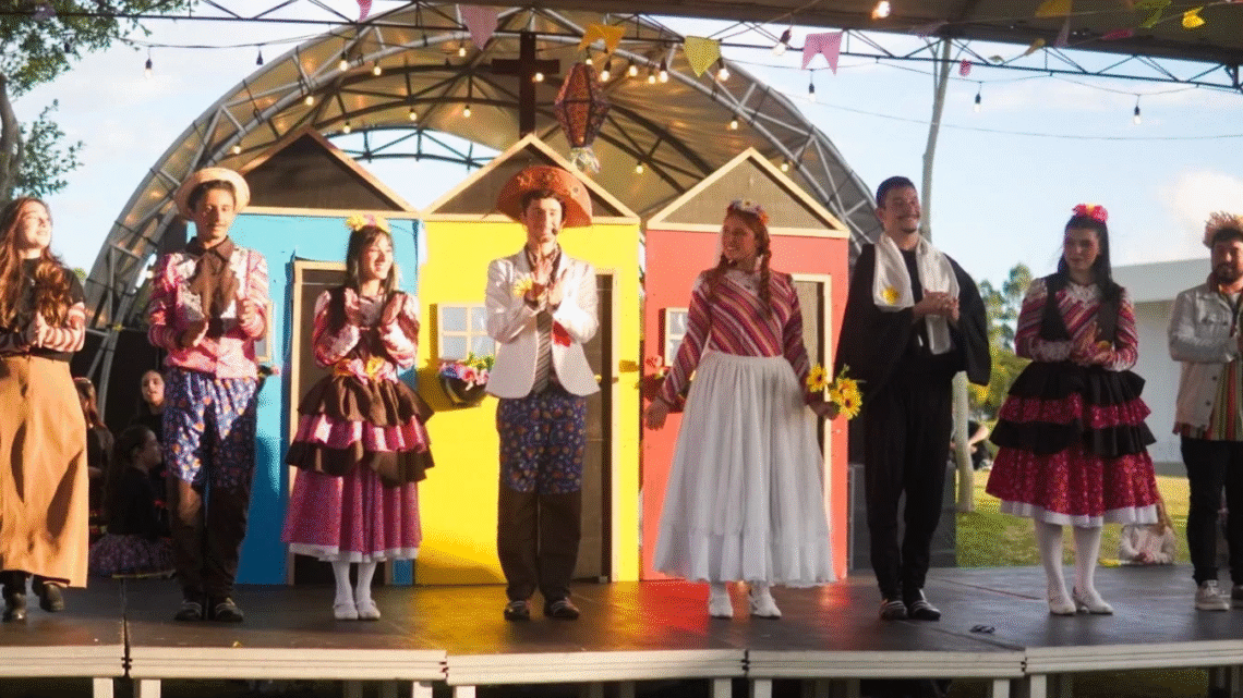 Parque Diamante promove festa junina gratuita com queima de fogueira e shows neste domingo