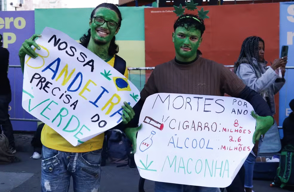 Marcha da Maconha ocupa a Avenida Paulista neste domingo e pede legalização da erva