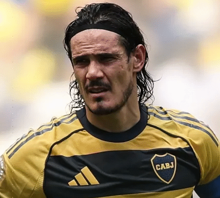 Fim da linha na Argentina: Cavani rescinde contrato com o Boca Juniors e está livre