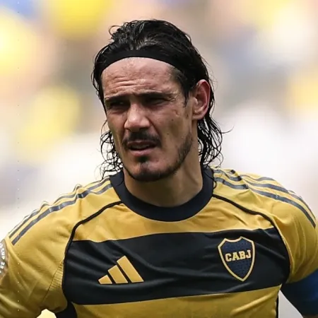 Fim da linha na Argentina: Cavani rescinde contrato com o Boca Juniors e está livre