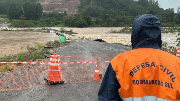Rio Grande do Sul está em alerta com previsão de tempestades e ventos de 100 km/h