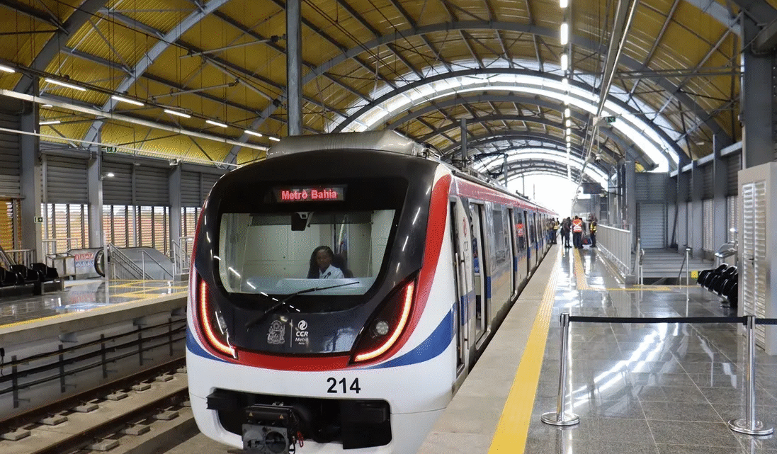 Metrô de Salvador e novo VLT abrem oportunidades para condutores com ensino médio